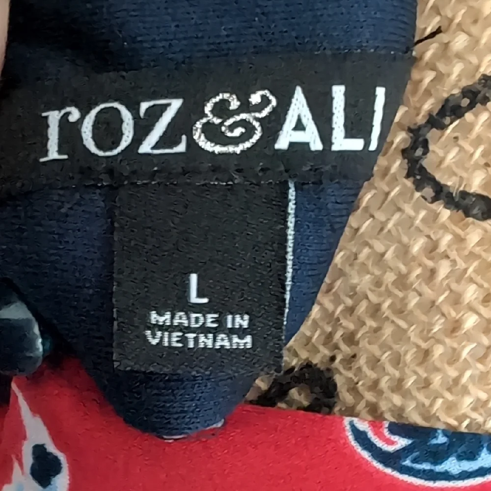 Roz & Ali Red and Blue Paisley Maxi Dress - Picture 5 of 5